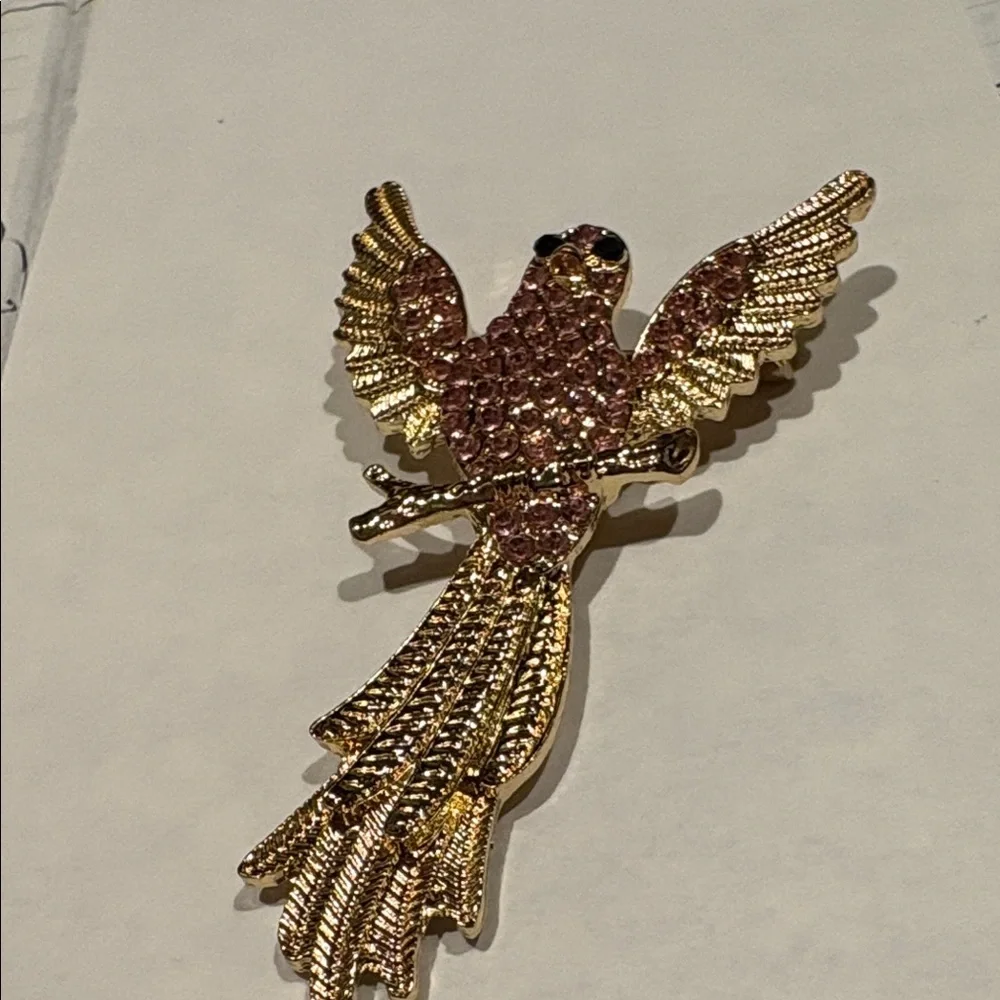 🌹New Arrival🌹Gold and Pink Parrot Brooch Pin - Decorative Bird Accessory